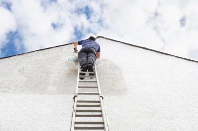 Peinture extérieure à Moulins-la-Marche — façades et ravalement